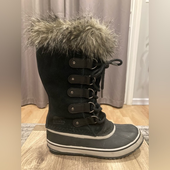 Sorel Joan of Artic waterproof women’s boots - Size 7 - WORN ONCE! - Picture 5 of 9